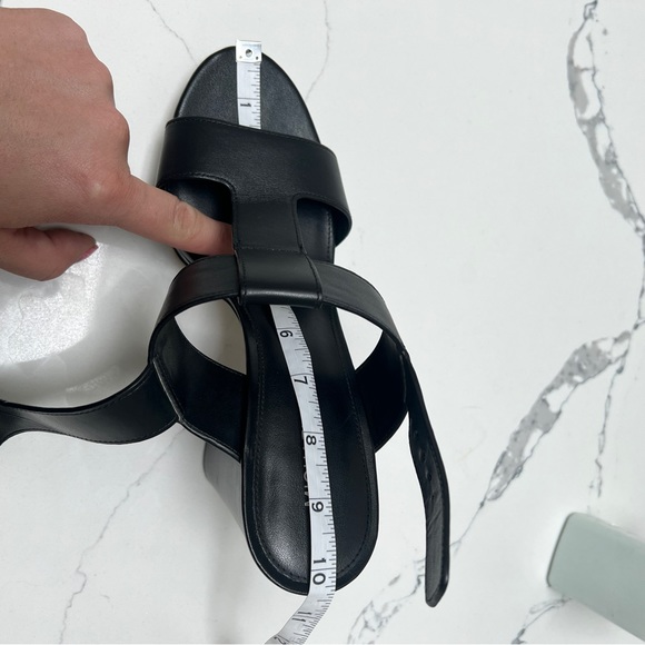 SOLD Michael Kors Becker Block Heel Platform Black Leather Sandal (Women 9) - Picture 11 of 11